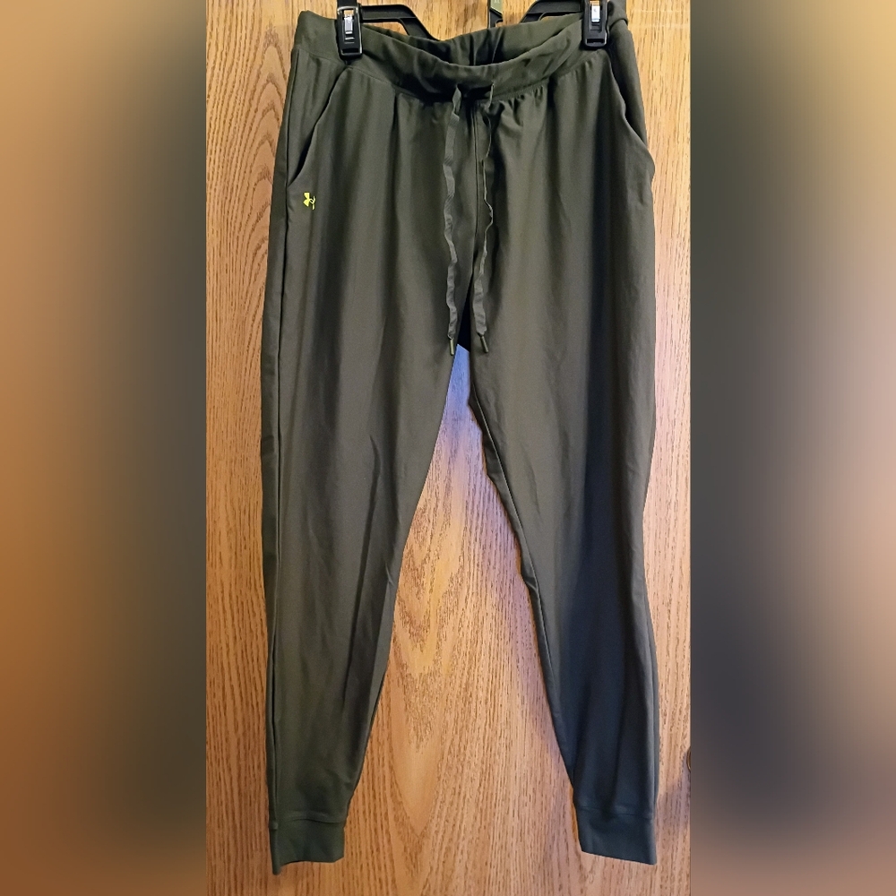 Women's Black Jogger Pants